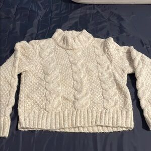 American Eagle By Payless Cream Crew Neck Sweater